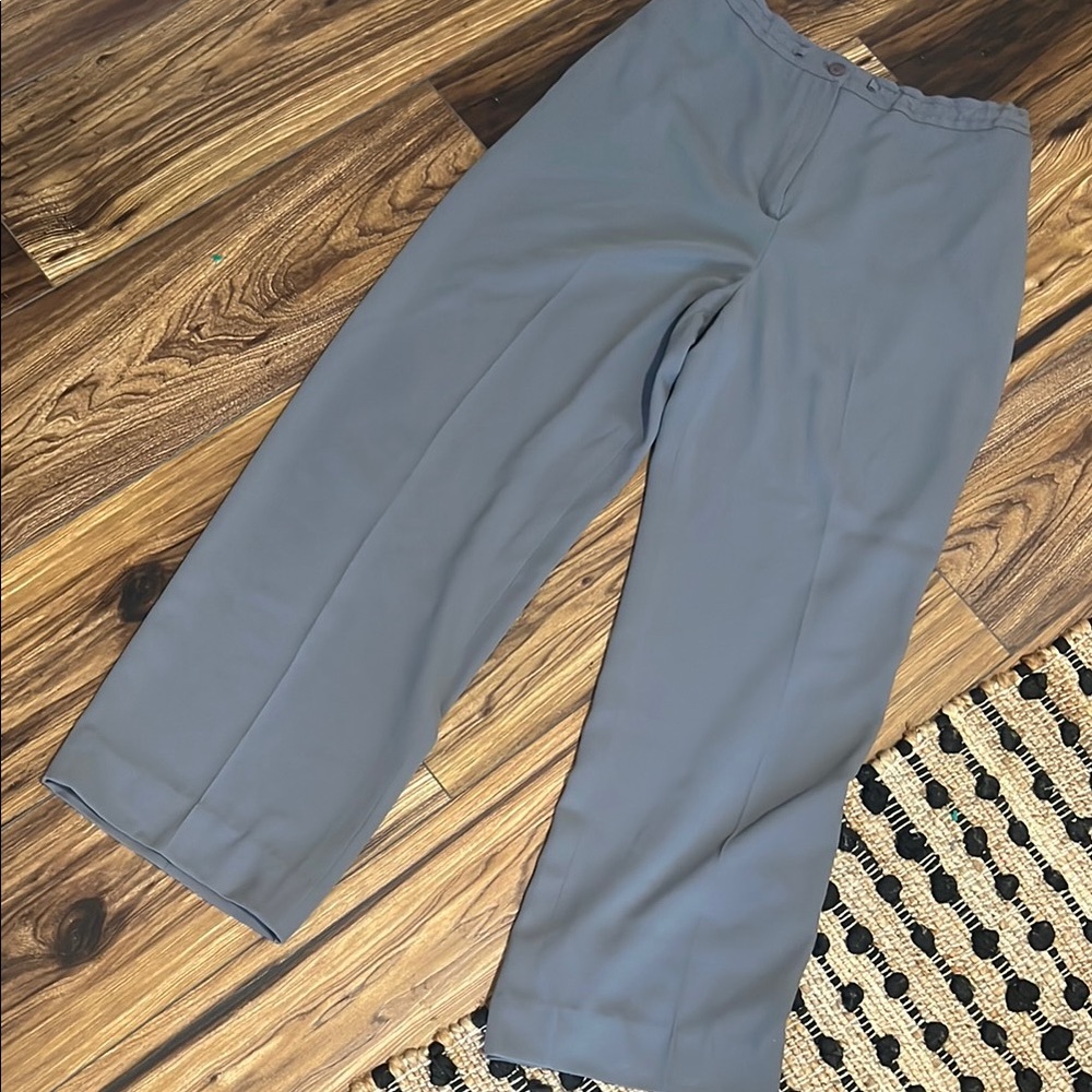 Gray Dress Pants with Classic Silhouette